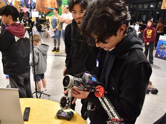Students using robots